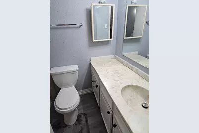 10112 Beekman Place Drive, Houston, TX 77043 - Photo 26