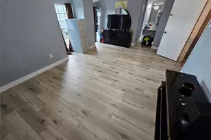 10112 Beekman Pl Dr, Houston, TX 77043 - Photo 20