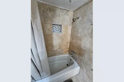 10112 Beekman Place Drive, Houston, TX 77043 - Photo 32