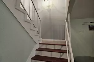 10112 Beekman Pl Dr, Houston, TX 77043 - Photo 14