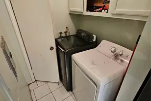 10112 Beekman Pl Dr, Houston, TX 77043 - Photo 10