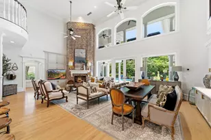 18 Dappled Sun Pl, The Woodlands, TX 77381 - Photo 18