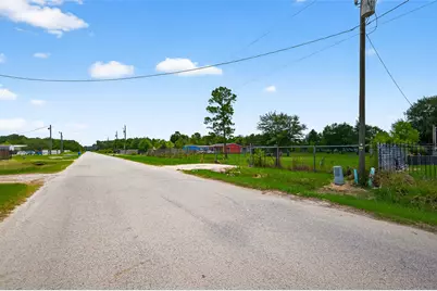 2425 County Road 3479B, Cleveland, TX 77327 - Photo 10