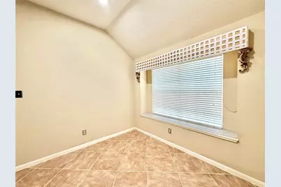 8514 Spotslyvania Lane, Houston, TX 77083 - Photo 12