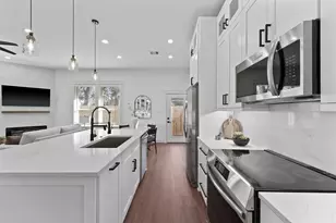 6102 Endeavor Hts Rd, Houston, TX 77091 - Photo 8