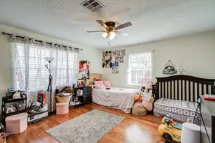 1421 Glenmore Forest St, Houston, TX 77055 - Photo 22