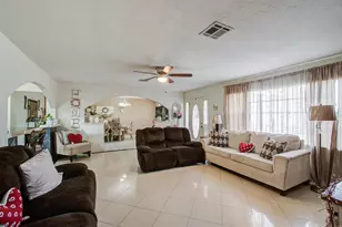 1421 Glenmore Forest St, Houston, TX 77055 - Photo 10