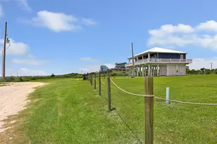 761 Bolivar Dunes Blvd, Gilchrist, TX 77617 - Photo 2