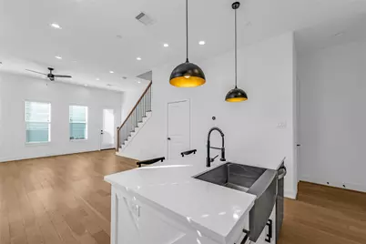 10937 Fire Creek Drive, Houston, TX 77043 - Photo 10