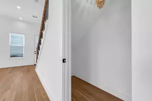 10937 Fire Creek Dr, Houston, TX 77043 - Photo 14