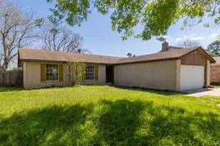 8406 Pebbledowne Dr, Houston, TX 77064 - Photo 2
