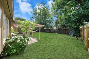 5322 Bulen Ave, Friendswood, TX 77546 - Photo 6