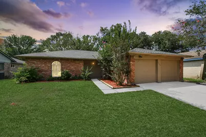 5322 Bulen Avenue, Friendswood, TX 77546 - Photo 1