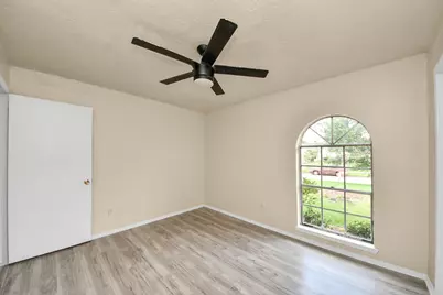 5322 Bulen Avenue, Friendswood, TX 77546 - Photo 28