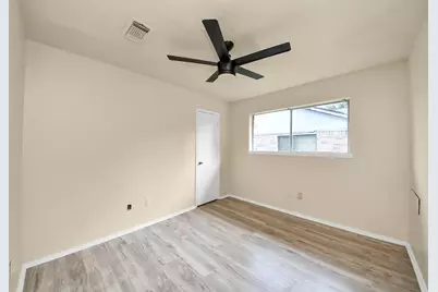 5322 Bulen Avenue, Friendswood, TX 77546 - Photo 30
