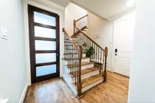 3203 Baron St, Houston, TX 77020 - Photo 2