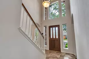 111 Water Oak Dr, League City, TX 77573 - Photo 2