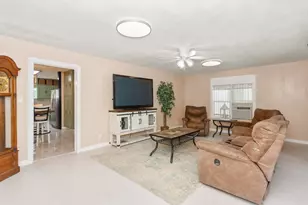 1403 N Avenue F, Freeport, TX 77541 - Photo 10