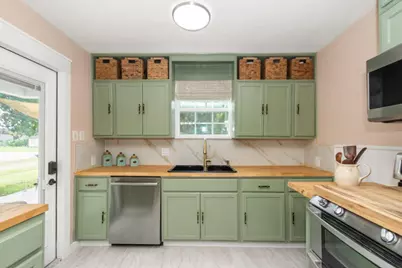 1403 N Avenue F, Freeport, TX 77541 - Photo 16