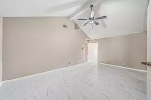 1318 55th St, Galveston, TX 77551 - Photo 12