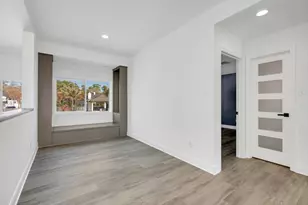 12564 Memorial Dr, Houston, TX 77024 - Photo 28
