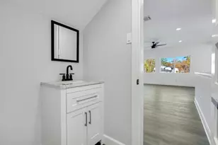 12564 Memorial Dr, Houston, TX 77024 - Photo 26