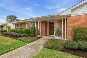 6236 Locke Ln, Houston, TX 77057 - Photo 2