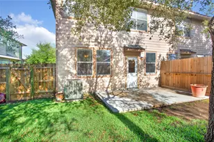 326 Brandy Ridge Ln, Dickinson, TX 77539 - Photo 22