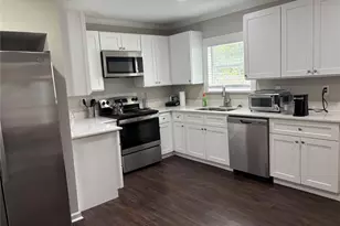3711 Eagle St, Houston, TX 77004 - Photo 2