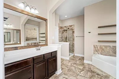 414 W Bend Drive, League City, TX 77573 - Photo 14