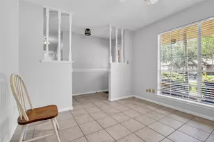 2421 Maxwell Ln, Deer Park, TX 77536 - Photo 4