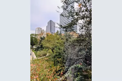1901 Post Oak Boulevard #3101, Houston, TX 77056 - Photo 16