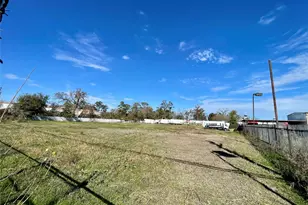 4711 Yale St, Houston, TX 77018 - Photo 6