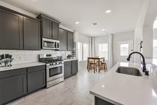 361 Selah Ct, Alvin, TX 77511 - Photo 12