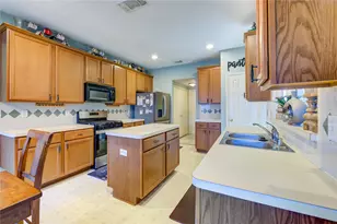 2531 Bay Hill Dr, Baytown, TX 77523 - Photo 8