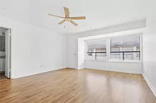 2409 Bering Dr, Houston, TX 77057 - Photo 8