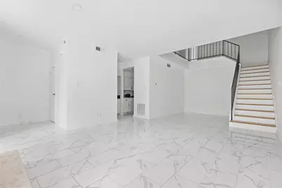 2409 Bering Drive #4, Houston, TX 77057 - Photo 2