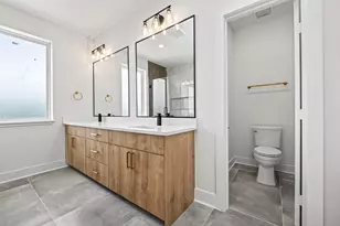 1928 Laverne St, Houston, TX 77080 - Photo 34