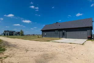 115 Country Vw Ln, Schulenburg, TX 78956 - Photo 38