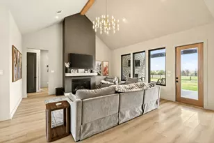 115 Country Vw Ln, Schulenburg, TX 78956 - Photo 8