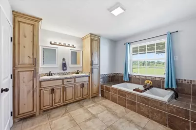 11235 Old Batson Saratoga Road, Sour Lake, TX 77659 - Photo 20