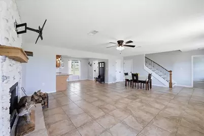 11235 Old Batson Saratoga Road, Sour Lake, TX 77659 - Photo 10