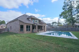 211 Castle Combe Ct, Conroe, TX 77318 - Photo 44