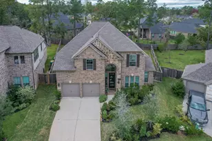 211 Castle Combe Ct, Conroe, TX 77318 - Photo 4