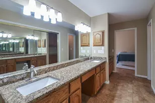 515 Regency Dr, El Campo, TX 77437 - Photo 18