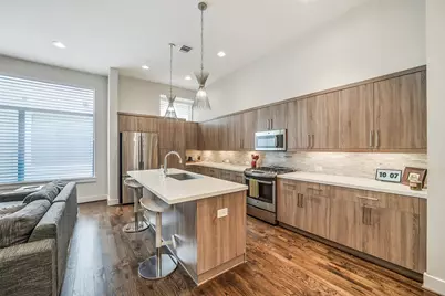 1004 California Street #203, Houston, TX 77006 - Photo 12