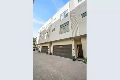 1004 California Street #203, Houston, TX 77006 - Photo 6