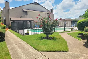 2011 Spenwick Dr, Houston, TX 77055 - Photo 26