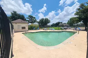 2011 Spenwick Dr, Houston, TX 77055 - Photo 30