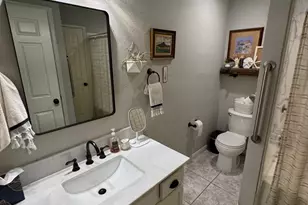 2011 Spenwick Dr, Houston, TX 77055 - Photo 12